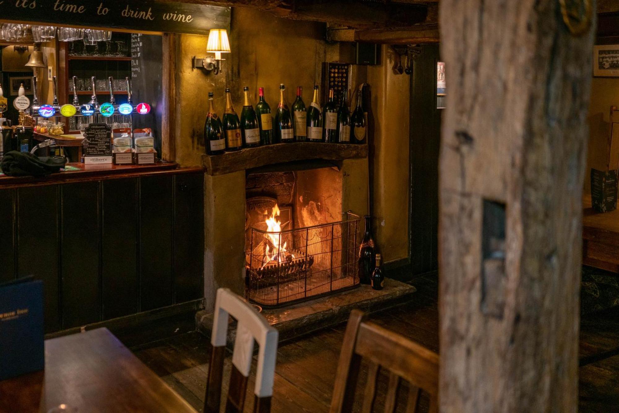 The Anchor Inn Lower Froyle Екстер'єр фото