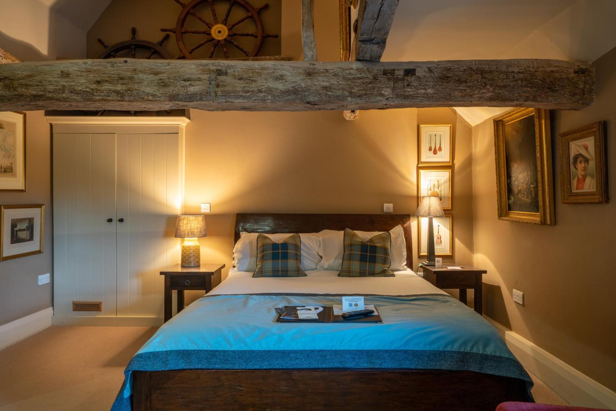 The Anchor Inn Lower Froyle Екстер'єр фото