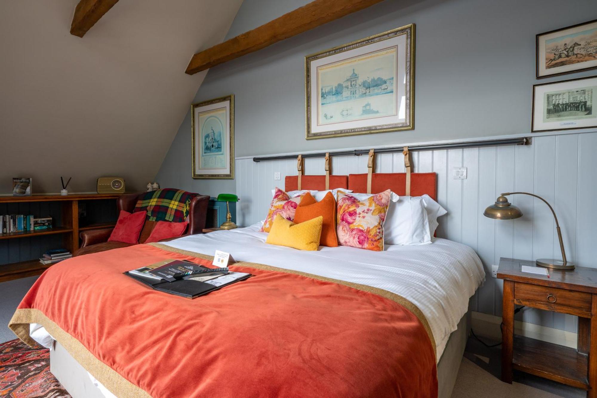 The Anchor Inn Lower Froyle Екстер'єр фото