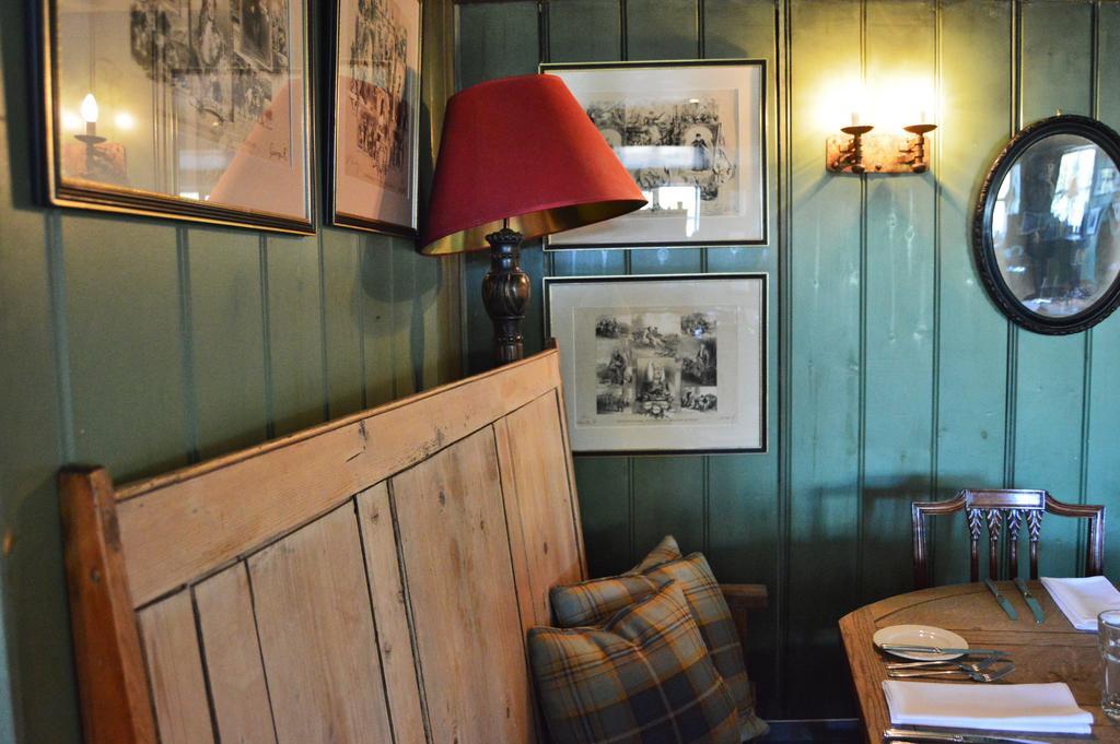 The Anchor Inn Lower Froyle Екстер'єр фото